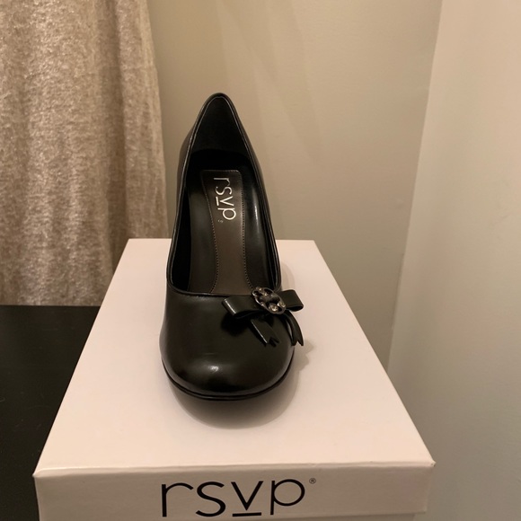 NIB RSVP Round Toe Rhinestone Jewel Bow Pumps - Picture 2 of 3